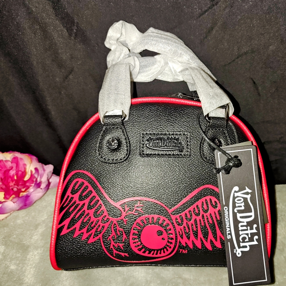 Von Dutch Black and Red Classic Flying Eyeball Logo Bowling Bag Original Size